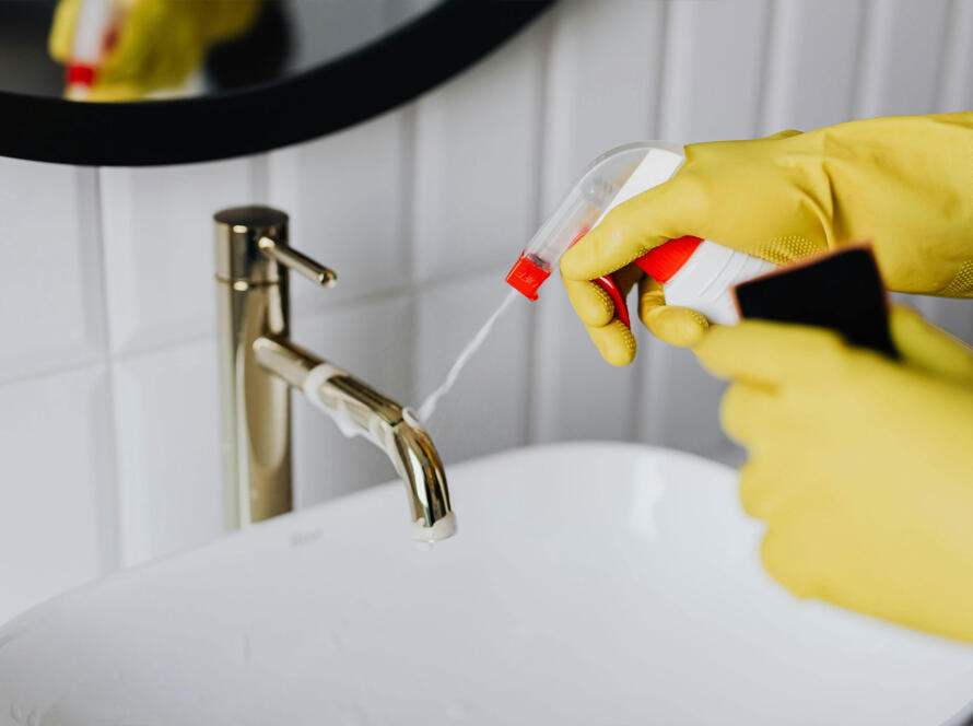 Si të zgjidhni shërbimin e duhur të pastrimit për nevojat tuaja top clean
